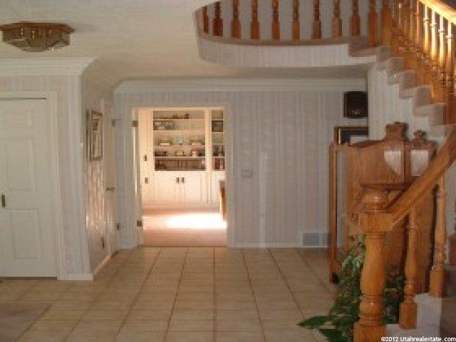 1934 S 850 E, Bountiful, UT 84010 — photo 10