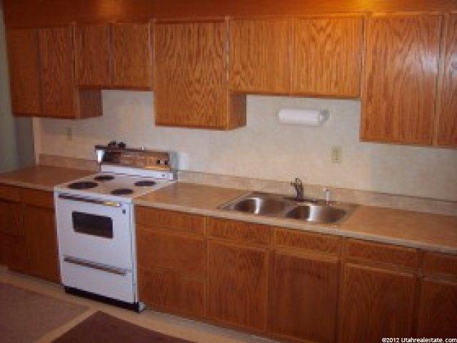 2144 Tyler Ave, Ogden, UT 84401 — photo 3
