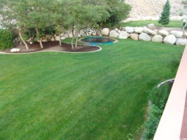 8697 S Willow Green Cir E, Sandy, UT 84093 — photo 10