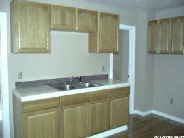 135 Binford St, Ogden, UT 84401 — photo 4