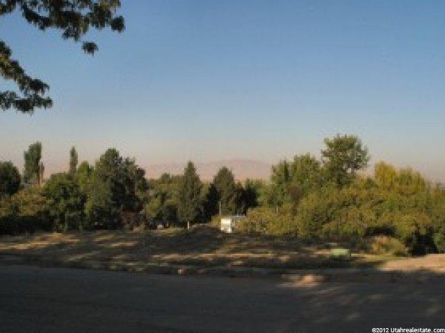 2543 Pinewood Ln, Layton, UT 84040 — photo 2