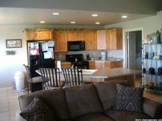 1010 S 1525 W, Syracuse, UT 84075 — photo 2