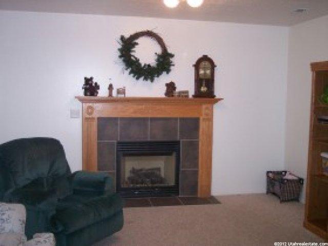 1052 W 1640 N, Clinton, UT 84015 — photo 7