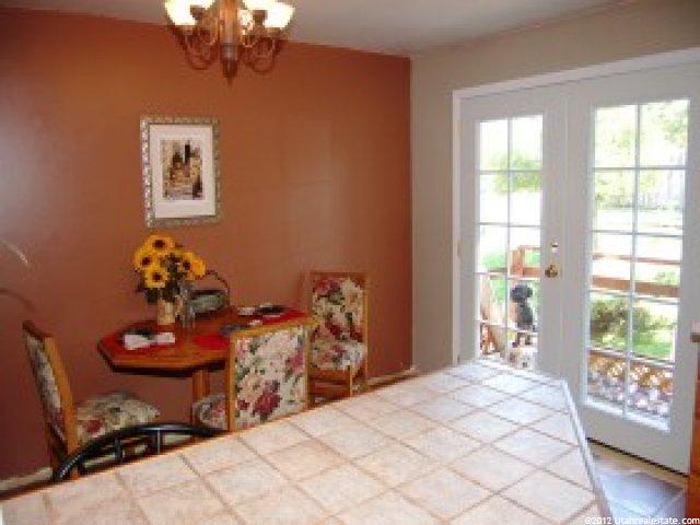 9547 Flint Dr, Sandy, UT 84094 — photo 3