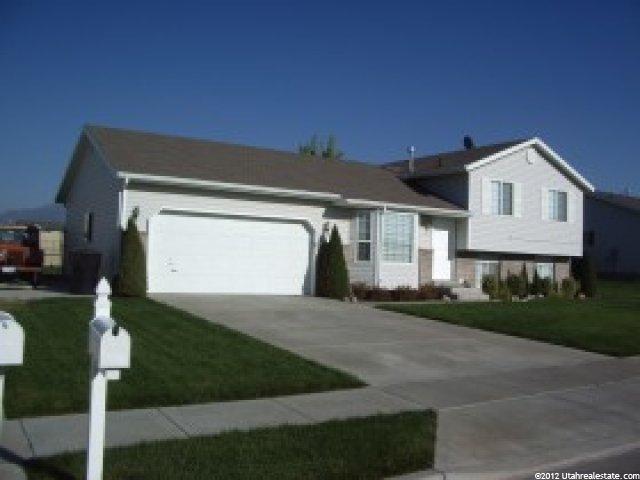1572 N 2530 W, Clinton, UT 84015 — photo 2
