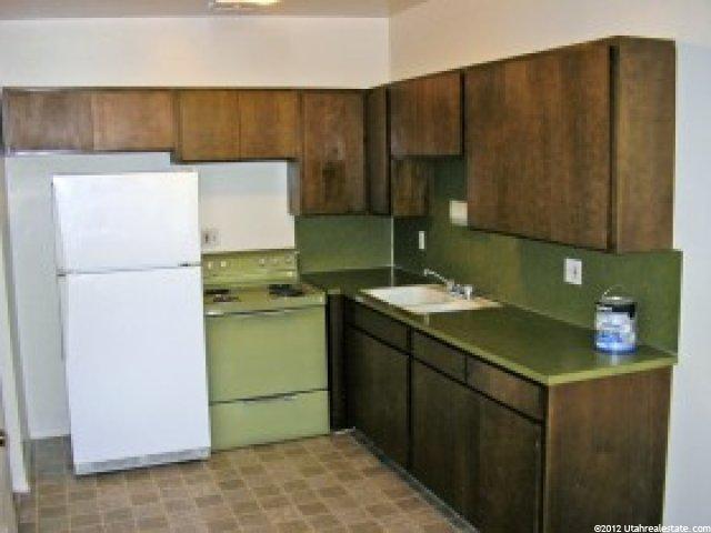 1017 W 2300 N, Clinton, UT 84015 — photo 2