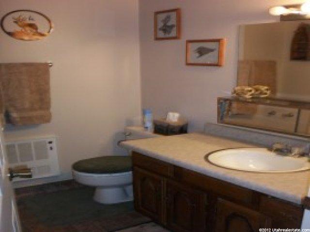 1950 E 3050 S, Naples, UT 84078 — photo 4