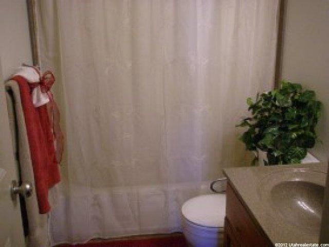 2446 W 3425 N, Farr West, UT 84404 — photo 10
