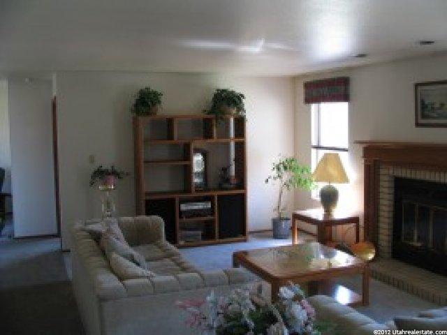 90 W 625 N, Centerville, UT 84014 — photo 2