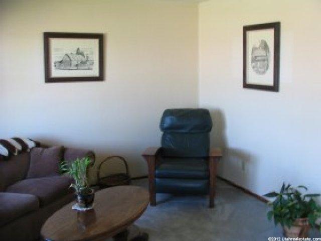 90 W 625 N, Centerville, UT 84014 — photo 4