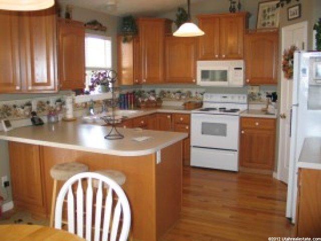 424 Oak Pl, Logan, UT 84321 — photo 9
