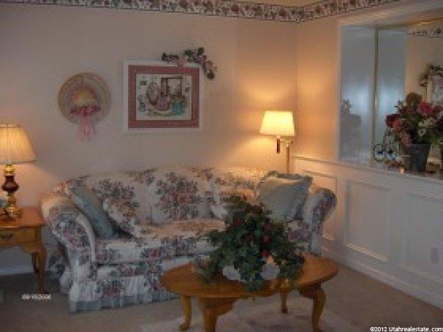 557 W 2125 N, Layton, UT 84041 — photo 8