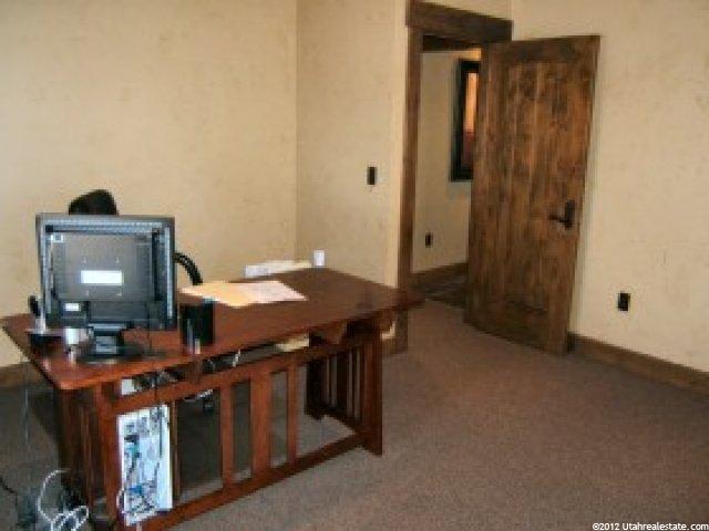 694 S Main St, St. George, UT 84770 — photo 6
