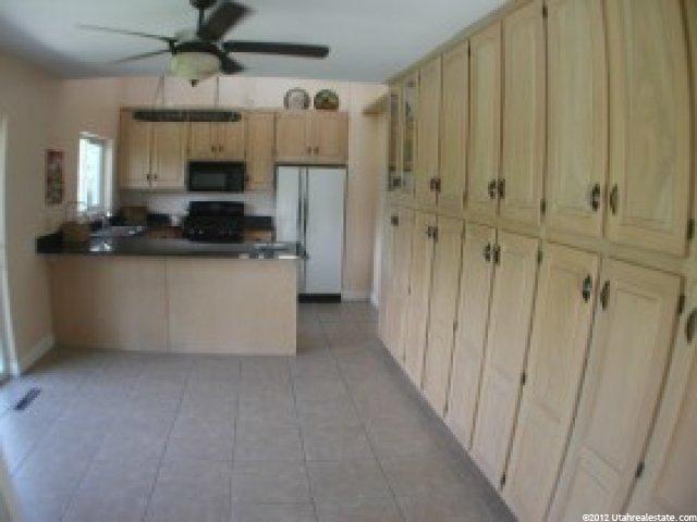 2263 E 4500 S, Holladay, UT 84117 — photo 3