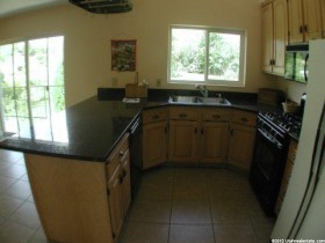 2263 E 4500 S, Holladay, UT 84117 — photo 4