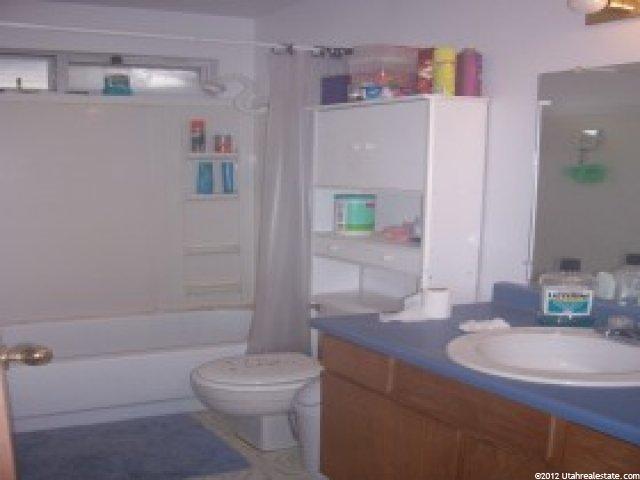 499 W 180 N, Clearfield, UT 84015 — photo 4