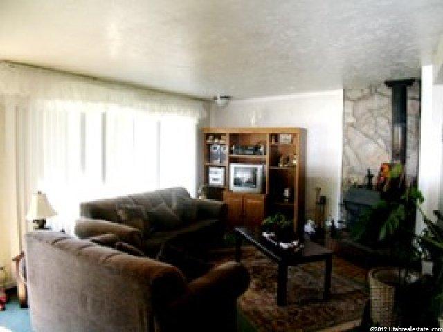 196 W 1550 N, Sunset, UT 84015 — photo 3