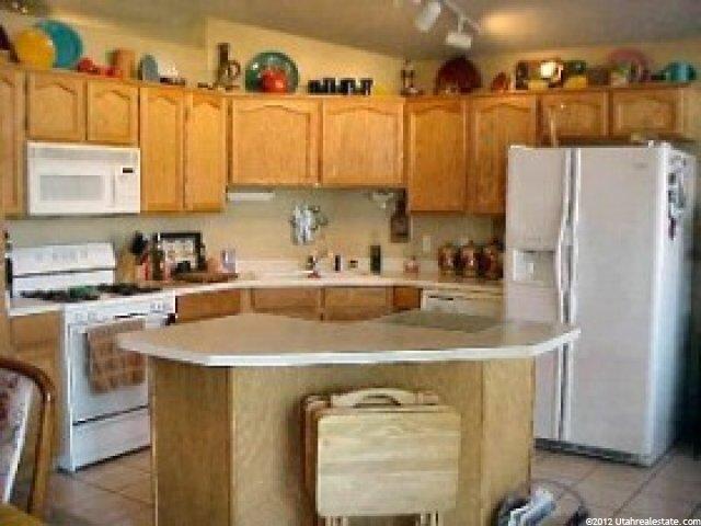 604 N 2330 E, St. George, UT 84790 — photo 2