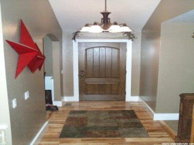 571 E Sunset Ln, Providence, UT 84332 — photo 5