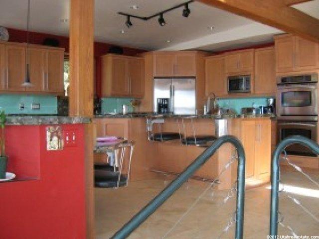 628 E Summit Dr, Park City, UT 84098 — photo 2