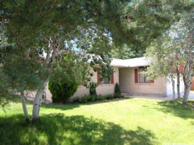 9817 S 2240 E, Sandy, UT 84092 — photo 2