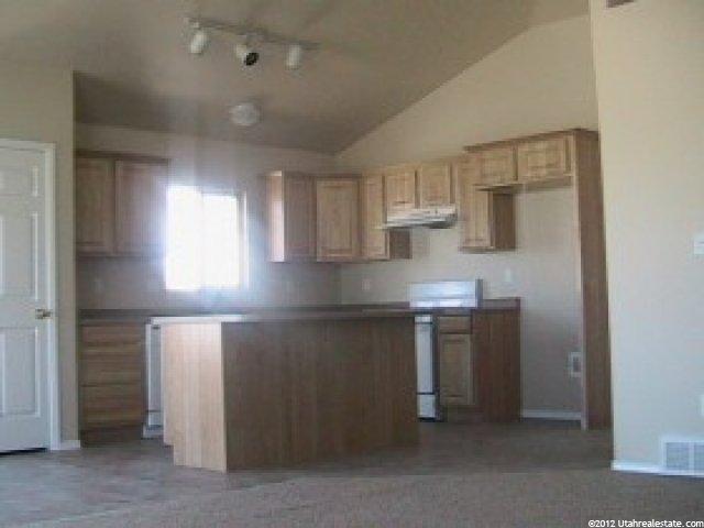 1347 N 2400 W, Clinton, UT 84015 — photo 4