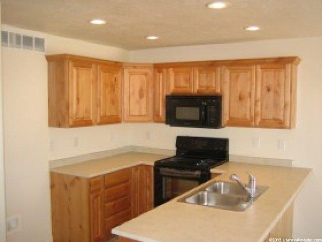 1811 N Clark St, Layton, UT 84041 — photo 2