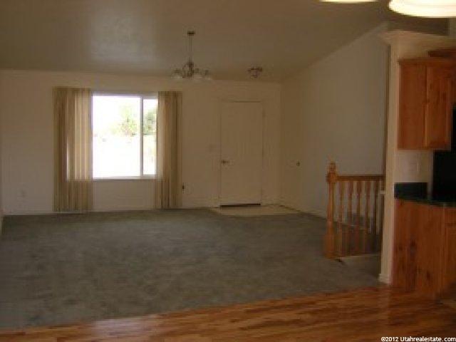 669 W 225 N, Hyrum, UT 84319 — photo 5