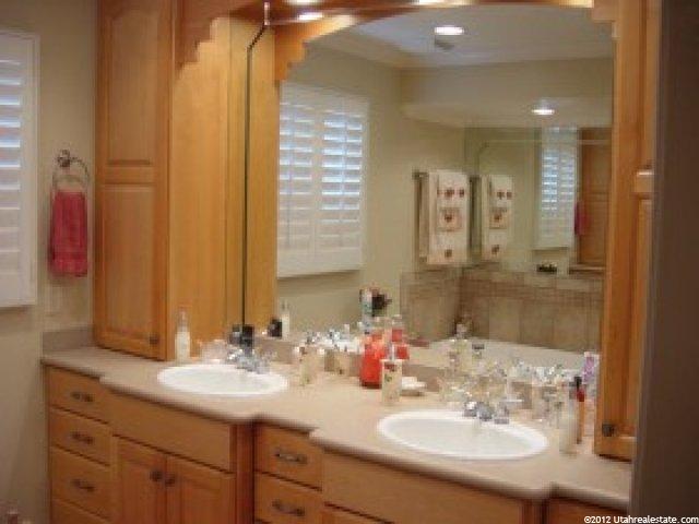 1763 N 400 W, Centerville, UT 84014 — photo 6