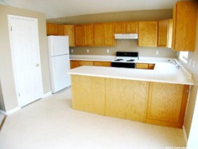 5541 S 3200 W, Roy, UT 84067 — photo 12