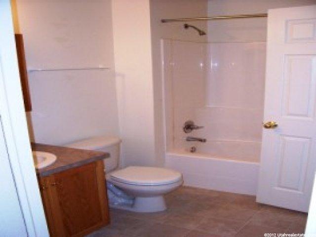2421 N 400 E #V-4, North Ogden, UT 84414 — photo 8