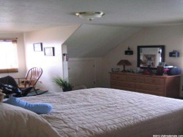 1016 N 525 W, Clinton, UT 84015 — photo 6