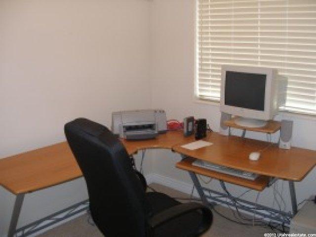 781 S 825 E, Layton, UT 84041 — photo 3