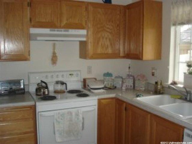 345 W 280 N, Providence, UT 84332 — photo 4