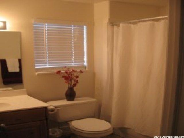 112 E 2100 S, Clearfield, UT 84015 — photo 7