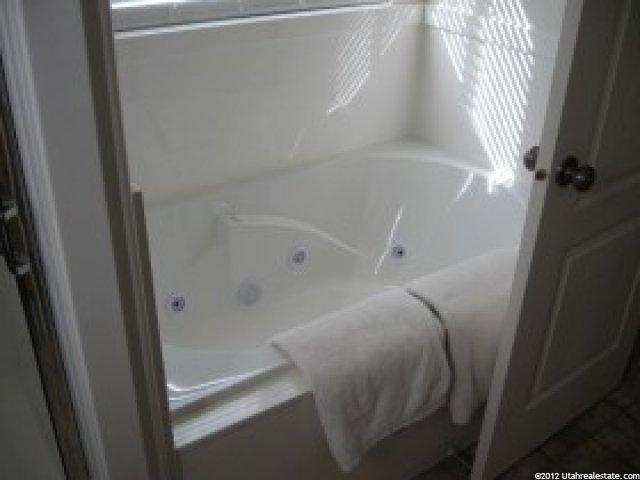 112 E 2100 S, Clearfield, UT 84015 — photo 10