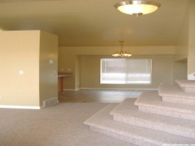 2132 W 2175 N, Clinton, UT 84015 — photo 2