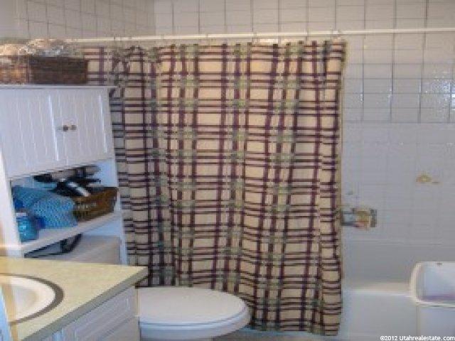 5946 S 2625 W, Roy, UT 84067 — photo 8