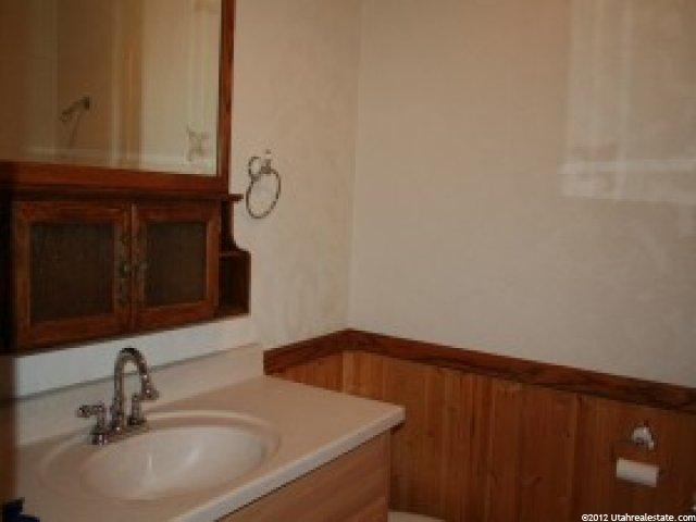 38 N 200 W, Farmington, UT 84025 — photo 5