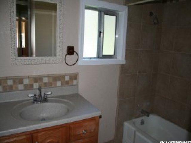 38 N 200 W, Farmington, UT 84025 — photo 10