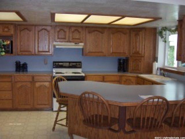 2067 N 2325 E, Layton, UT 84040 — photo 2