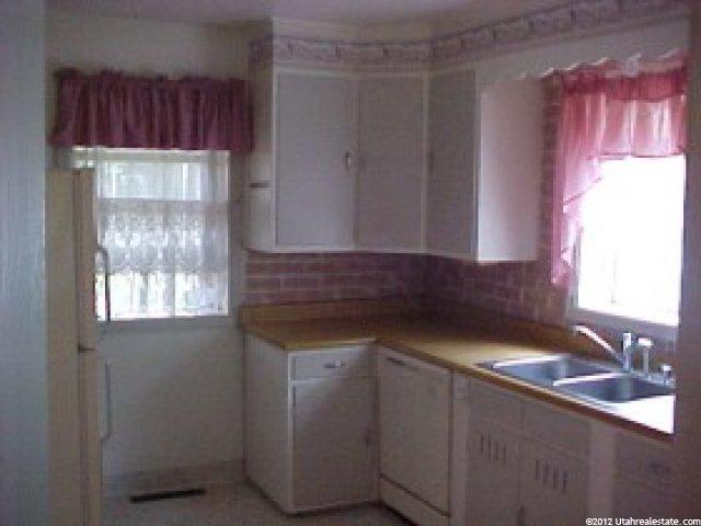 404 E 700 S, River Heights, UT 84321 — photo 4