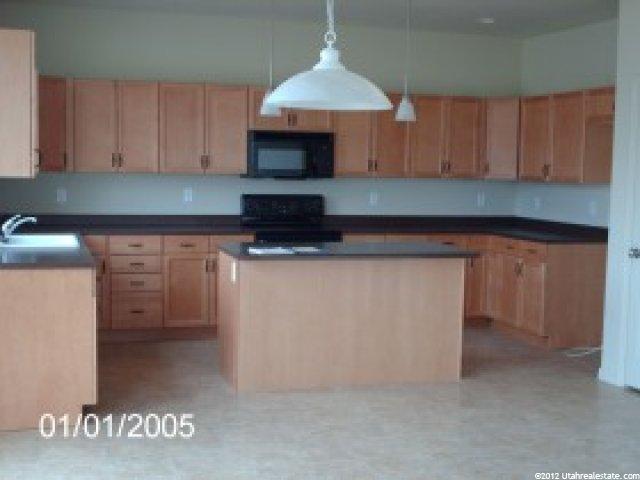 2167 E Feather Hill Ct, Draper (UT Cnty), UT 84020 — photo 2