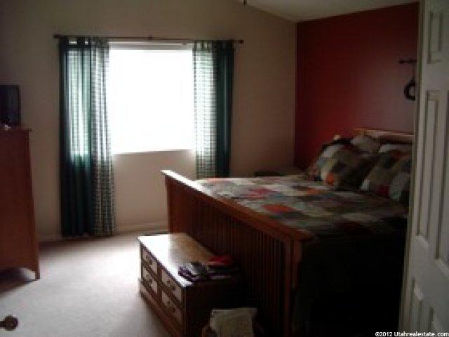 952 E 325 S, Layton, UT 84041 — photo 7
