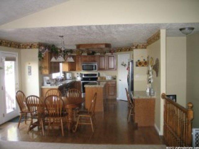 125 E 600 S, Kaysville, UT 84037 — photo 2