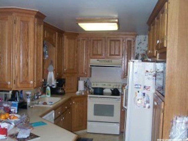 788 W 2400 N, Clinton, UT 84015 — photo 9
