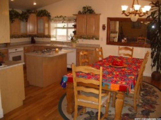 1193 N 2220 W, Clinton, UT 84015 — photo 2
