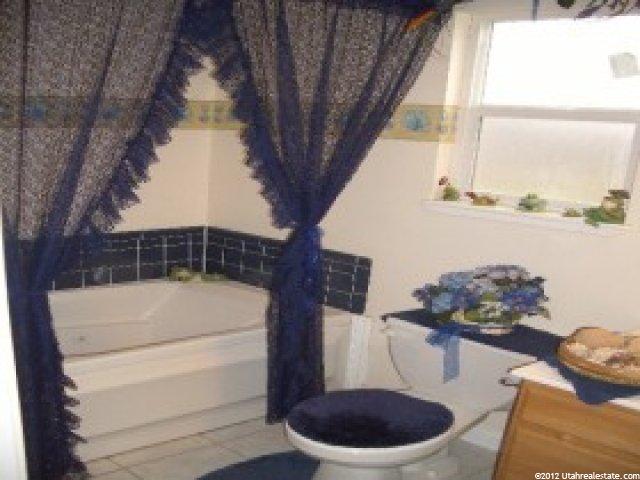1193 N 2220 W, Clinton, UT 84015 — photo 6