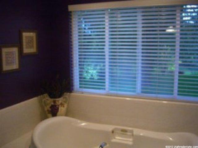 34 W 400 N, Farmington, UT 84025 — photo 8