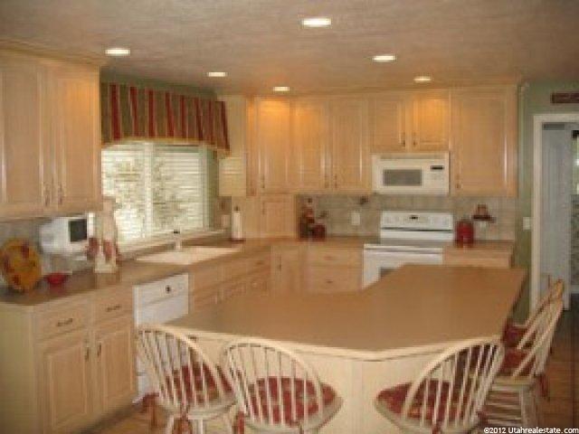 34 W 400 N, Farmington, UT 84025 — photo 6